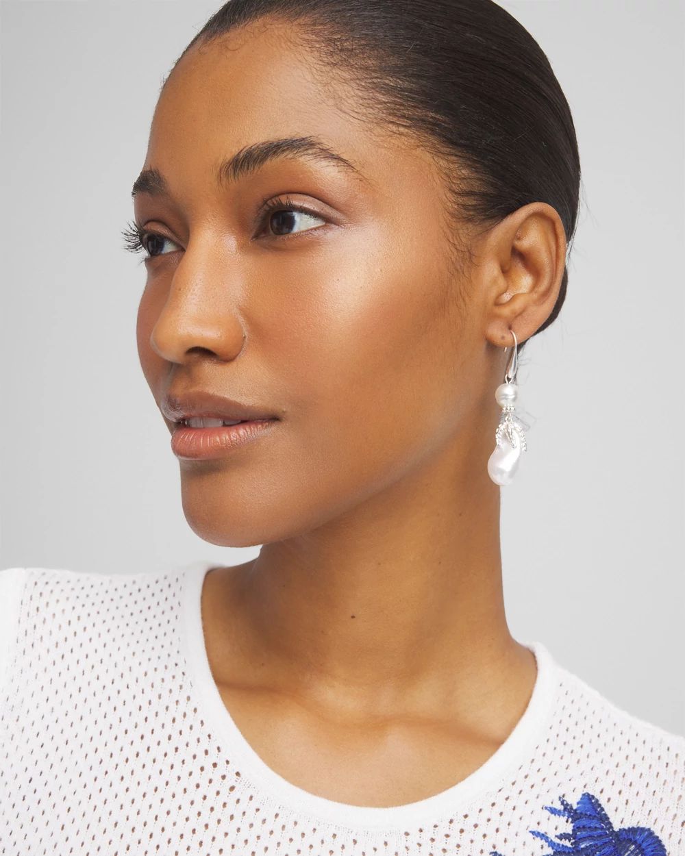 ピアス Pearl Drop One Touch Earrings #9136 Organic Pearl Drop Huggie Earrings (Silver)